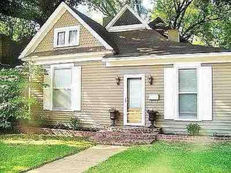 Large Historical Home W/ Fire Pit, Chef Kitchen. Memphis Exterior photo